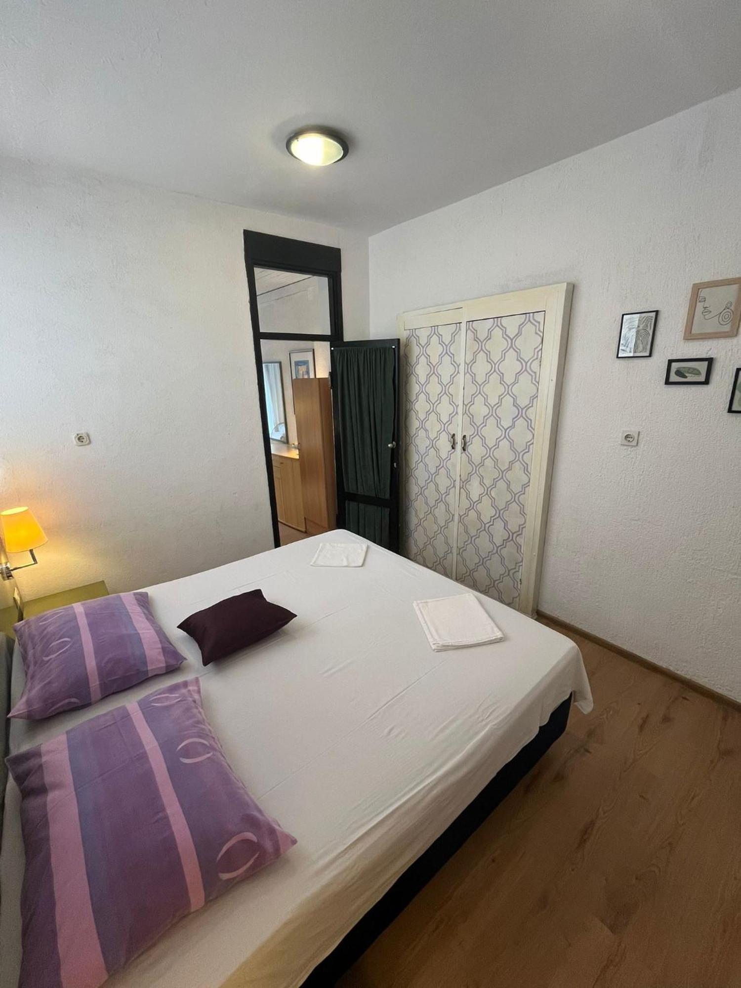 Apartmani Ankora Brist Phòng bức ảnh