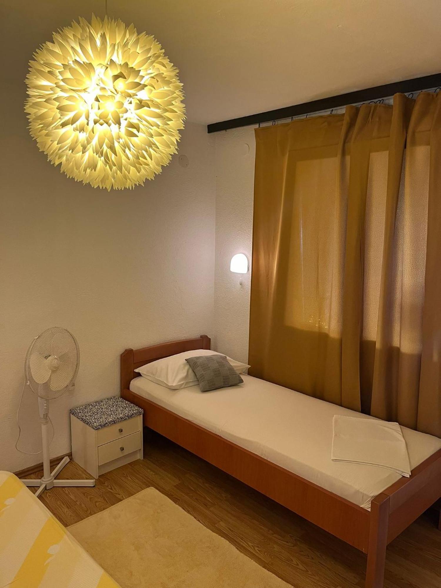 Apartmani Ankora Brist Phòng bức ảnh
