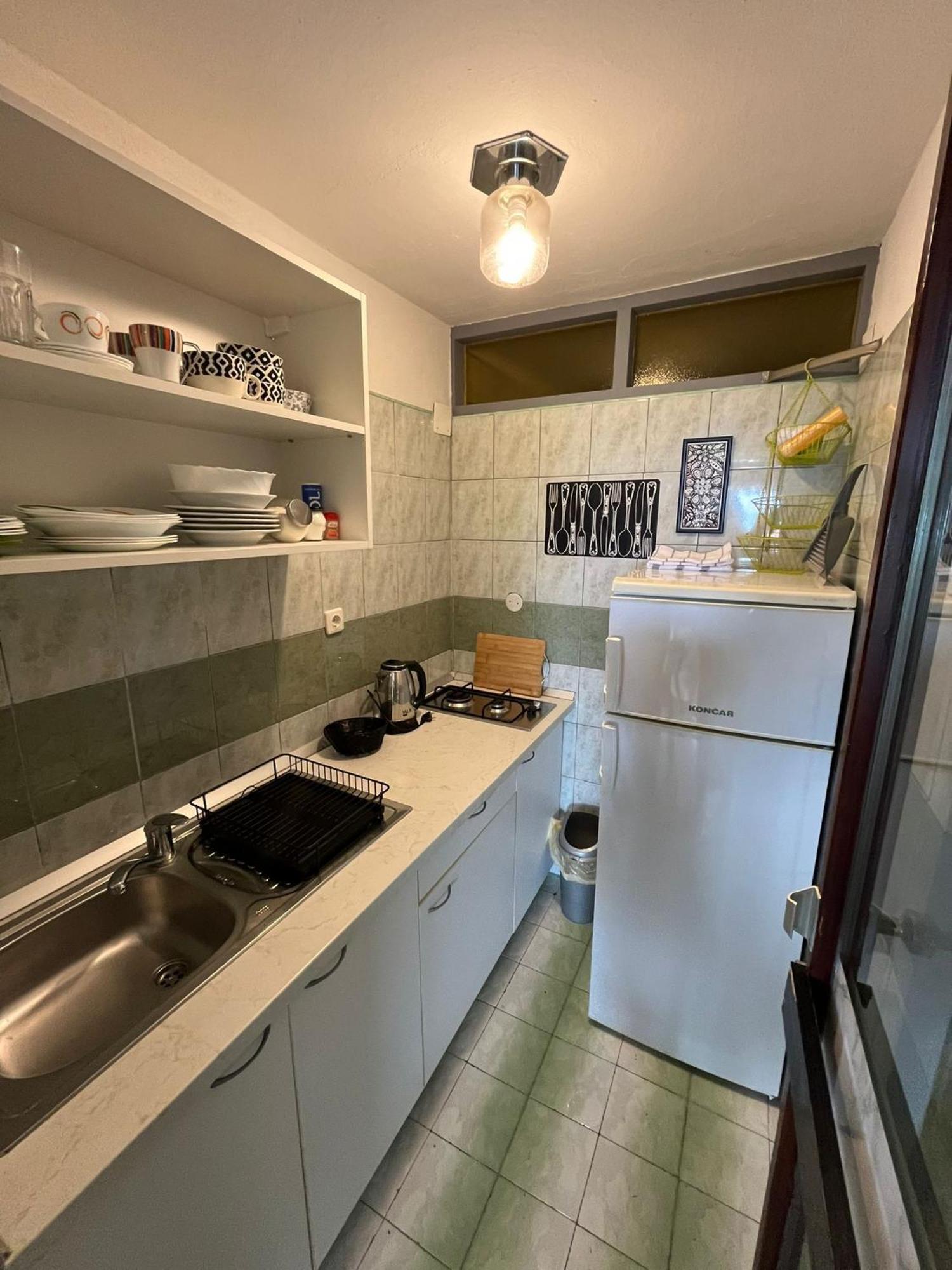 Apartmani Ankora Brist Phòng bức ảnh