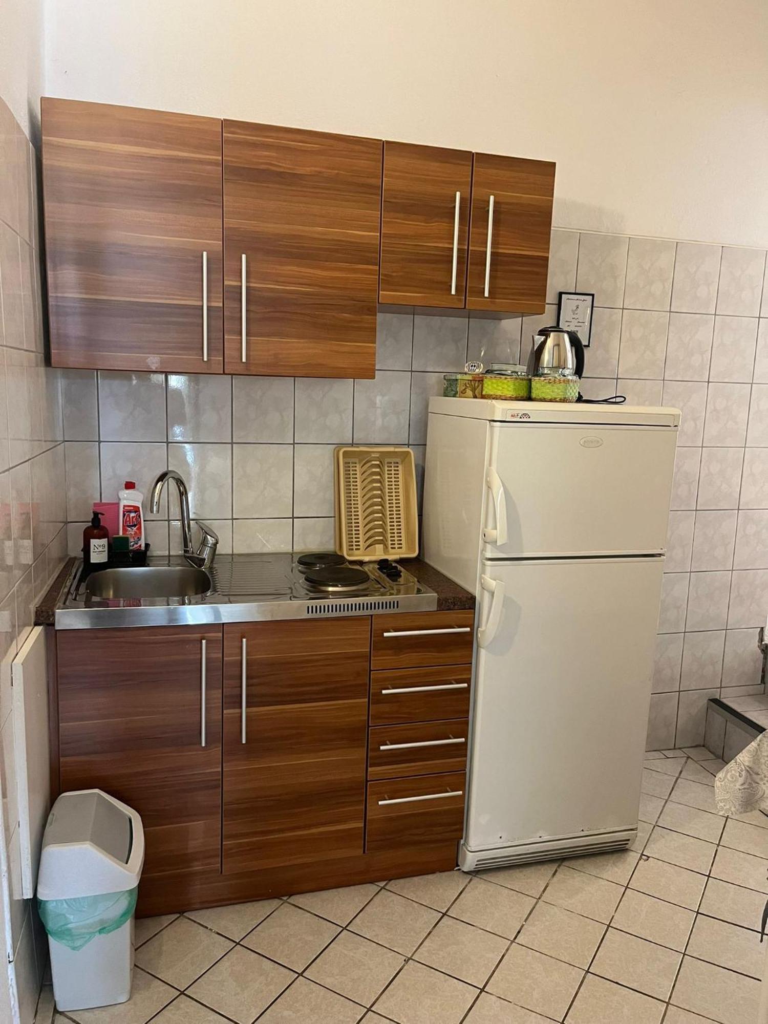 Apartmani Ankora Brist Phòng bức ảnh
